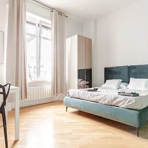 Penthouse 5 Min From Duomo Di Appartamento